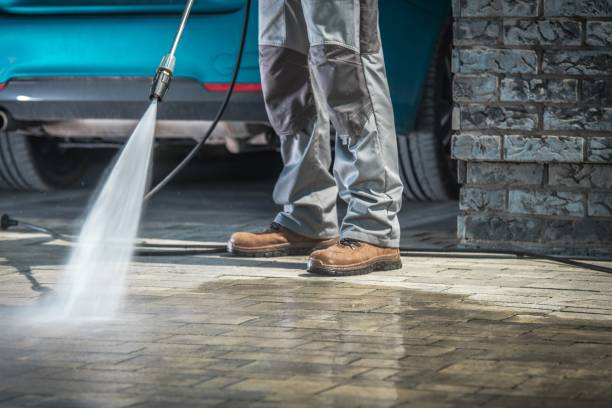 Best Oil Spill Cleanup  in Newport, WA